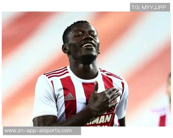 卡马拉实力大增成为众人瞩目的明星球员展现超凡表现 卡马拉实力大增成为众人瞩目的明星球员展现超凡表现