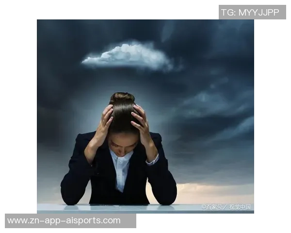 皮尔斯提醒成功男士警惕突如其来的女性接近及时抽身或许是明智之举 皮尔斯提醒成功男士警惕突如其来的女性接近及时抽身或许是明智之举