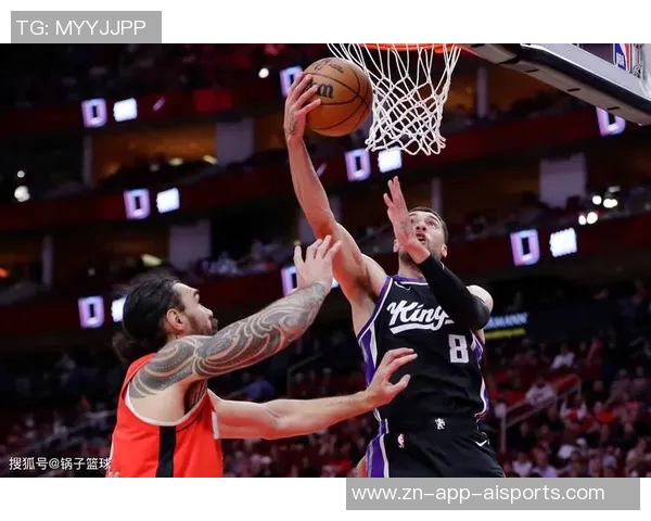 亚当斯替补出战12分钟表现神勇四投全中贡献8分2板2助 亚当斯替补出战12分钟表现神勇四投全中贡献8分2板2助