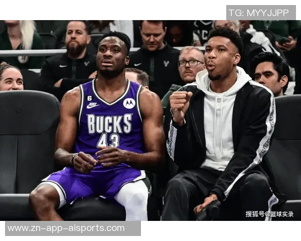 字母哥新冠康复后重返雄鹿训练营开展无对抗训练备战新赛季