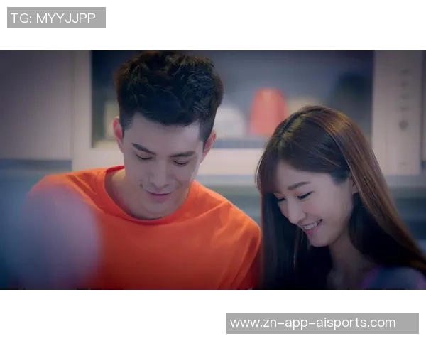 加纳乔与网红洛巴兹在埃及度假恋情曝光两人去年底已开始交往