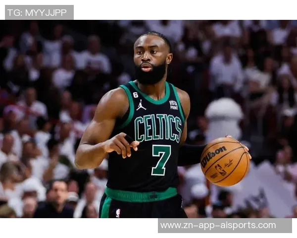 杰伦布朗自信宣言称自己为联盟最佳攻防一体球员投篮无所不能